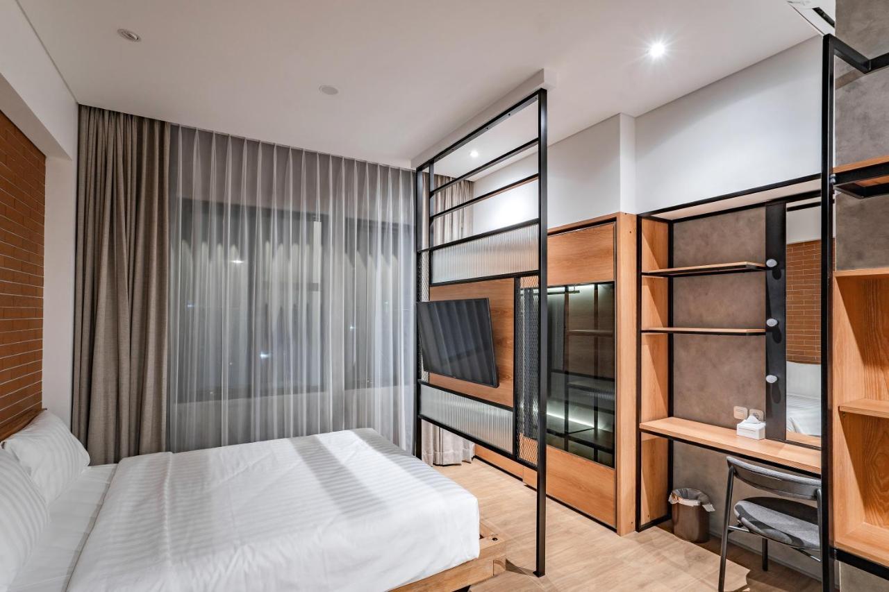 Loa Living Solo Baru Hotel Grogol Exterior photo
