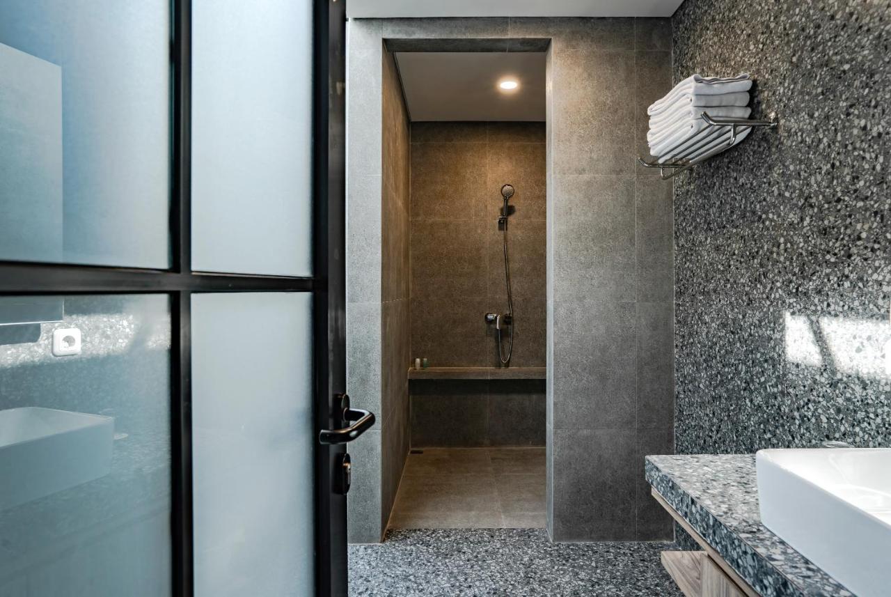 Loa Living Solo Baru Hotel Grogol Exterior photo
